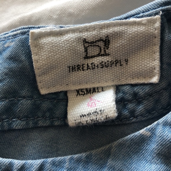 THEEAD & SUPPLY Sleeveless Top - Picture 4 of 5